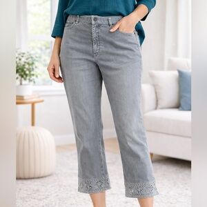 Barbara Lesser (Boutique) Crochet Lace Trim Capri Jeans Gray Stretch Boho Size 6